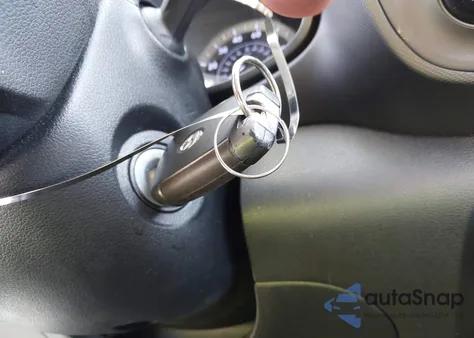 2021 Hyundai Venue Sel from USA, damaged, VIN KMHRC8A31MU071921